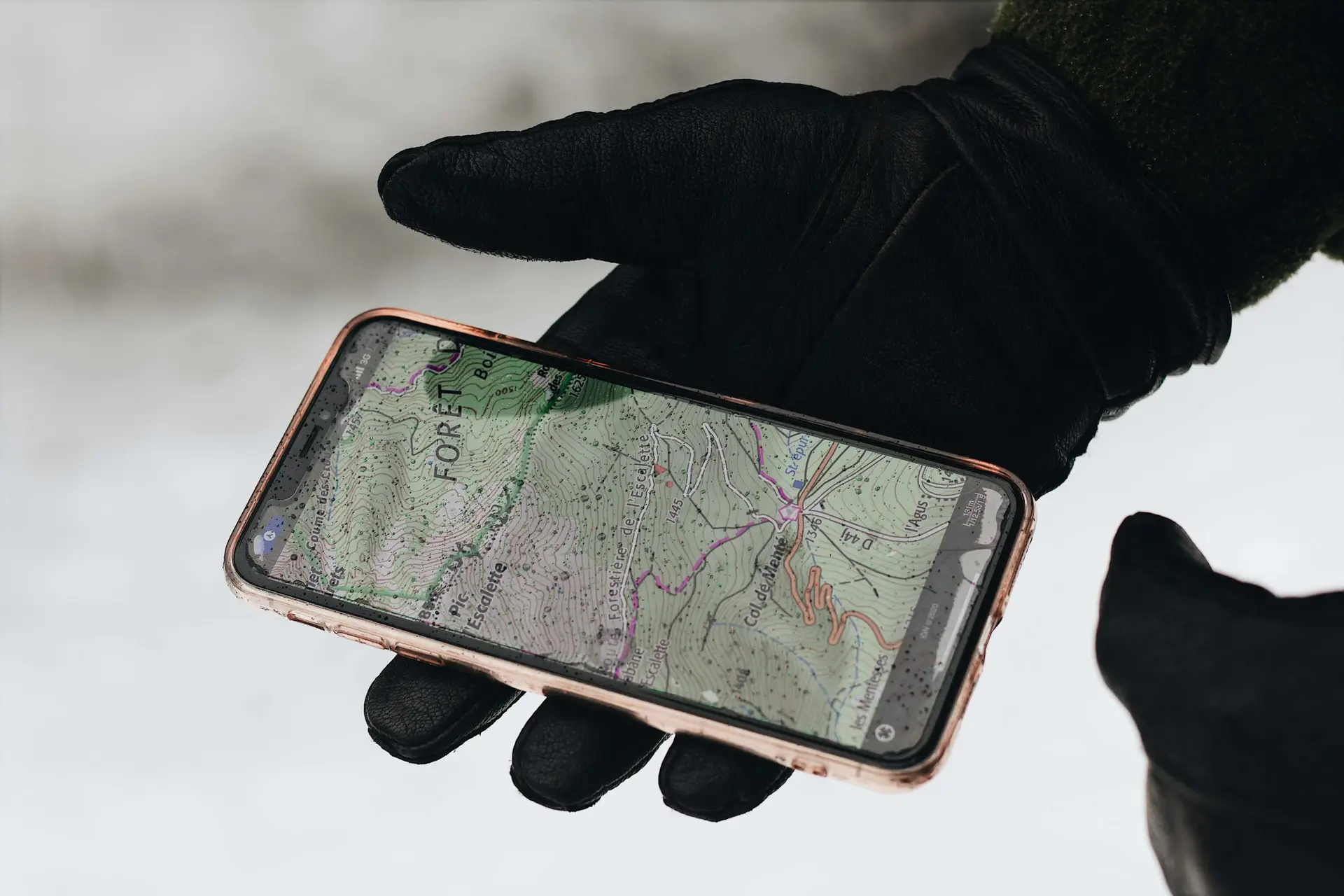 using trail maps on iphone