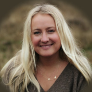 Picture of Courtney Casper, Artist, Writer, LDS & Holistic Life Coach